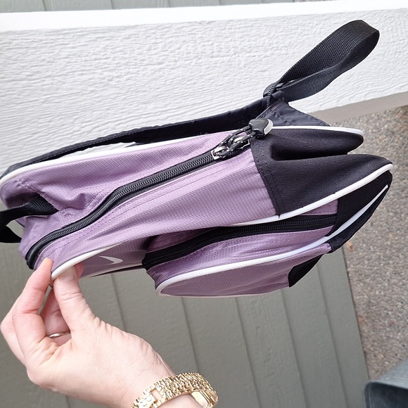 Nike swoosh mini purple 💜 backpack - Picture 4 of 8